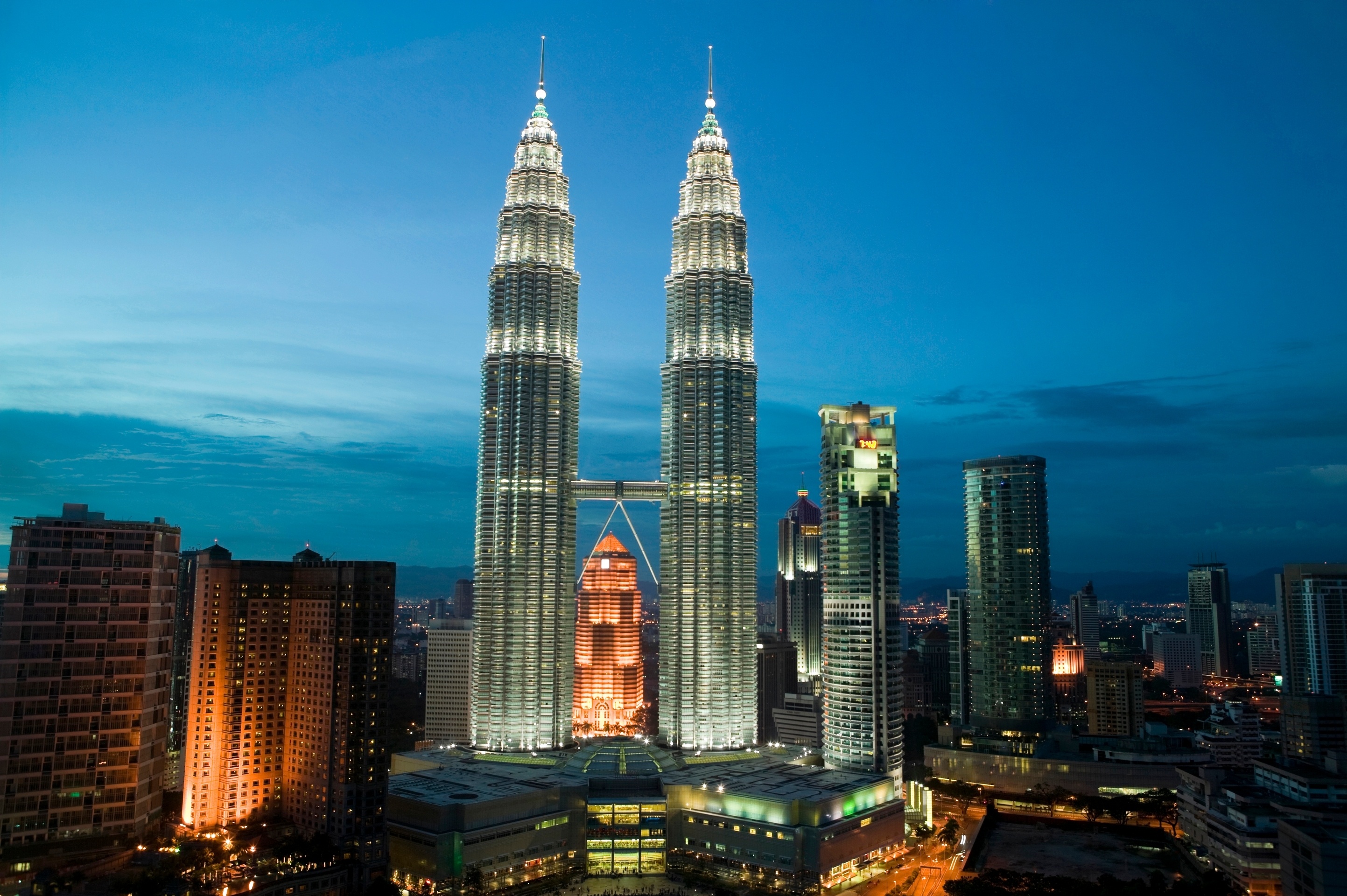 Buying Property in Malaysia 2026: Foreign Investor Guide to Taxes, MM2H &amp; Top Investment Areas 
