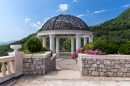 Image of Villa - 11 Bedrooms - 16 Bathrooms for Sale in Montenegro-Sveti Stefan-Montenegro, Image 4