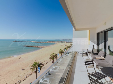 Image of Apartment - 2 Bedrooms - 2 Bathrooms for Sale in Faro-Loulé-Portugal, Image 1